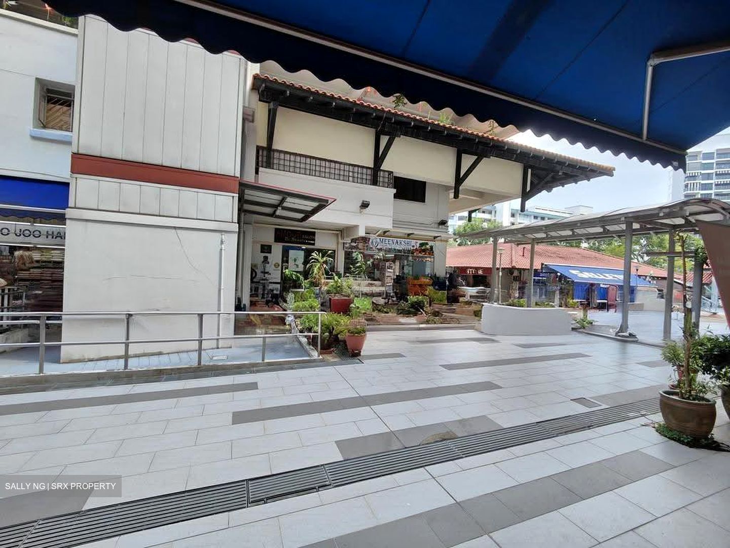 Bedok Reservoir Road (D16), Shop House #625899401
